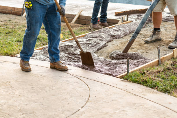 Best Concrete Patio Contractor  in Sheboygan Falls, WI
